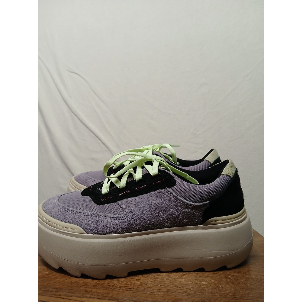 UGG Martin mega lace up platform sneaker size 9.5